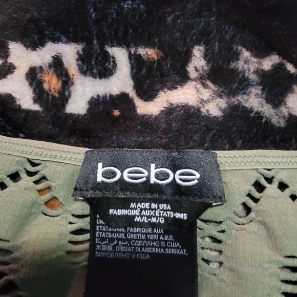 BEBE SEXY LASER CUT BODYCON DRESS✨HOST PICK✨ - Picture 6 of 7